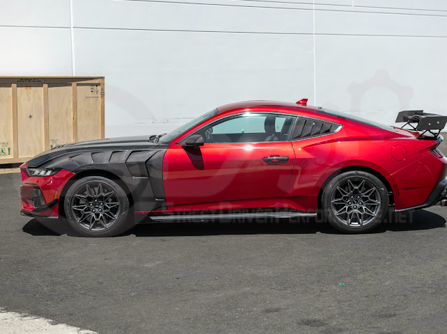 2024-UP FORD MUSTANG S650 | CARBON FIBER SIDE QUARTER WINDOW LOUVER SUN SHADE COVER