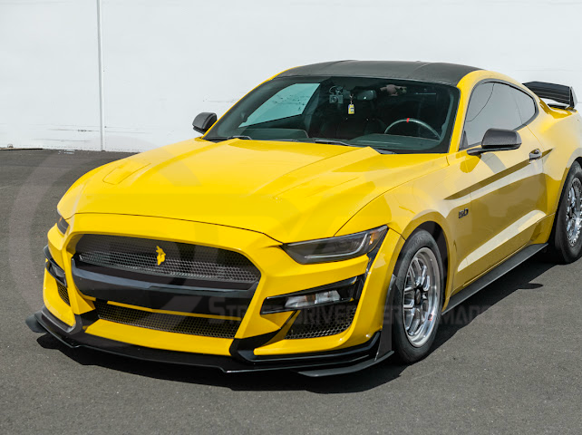 2015-2023 FORD MUSTANG W/ SIGNAL LIGHT | CARBON FIBER SIDE MIRROR CAP COVER PAIR