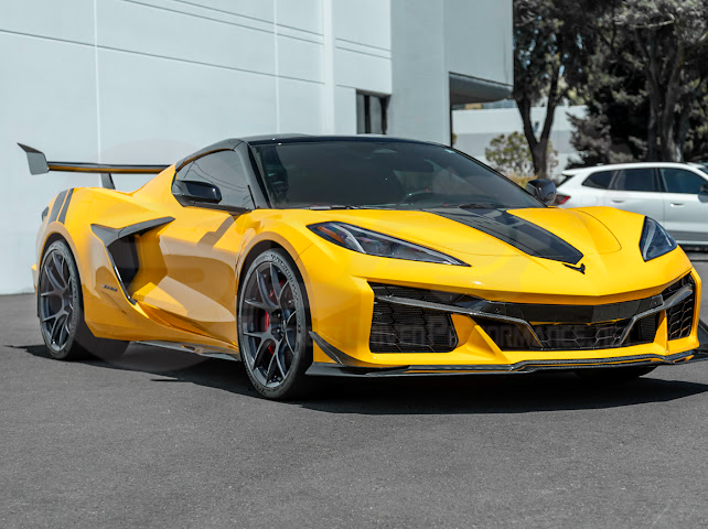 2023-UP CORVETTE C8 Z06 | Z07 EXTENDED PACKAGE CARBON FIBER FRONT LIP SPLITTER & CANARDS GROUND EFFECTS
