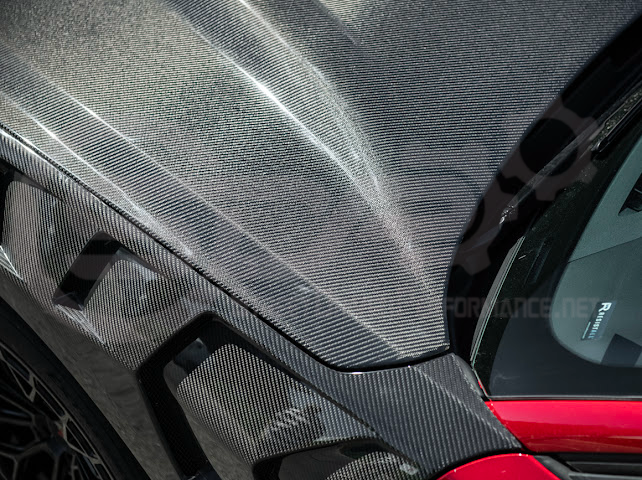 2024-UP FORD MUSTANG S650 | S550 SUPER SNAKE STYLE CARBON FIBER FRONT VENTED HOOD