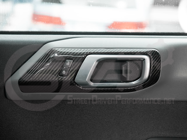 2021-UP FORD BRONCO CARBON FIBER FRONT DOOR HANDLE TRIM COVER
