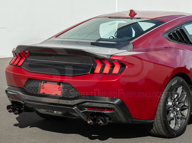 2024-UP FORD MUSTANG S650 | REAR LICENSE PLATE FRAME TRIM COVER