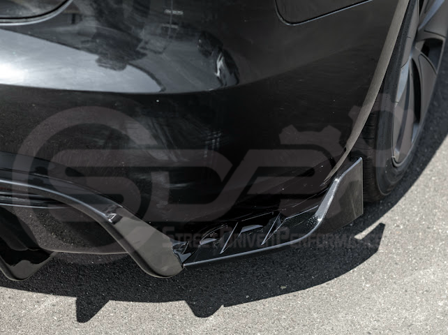 2024-UP TESLA MODEL 3 REAR BUMPER DIFFUSER