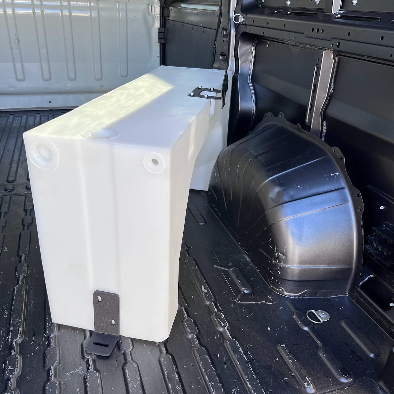 39 Gallon Wheel Well Water Tank For 2013-2024 Dodge / Ram Promaster 1500, 2500, 3500 136", 159", And 159" Ext