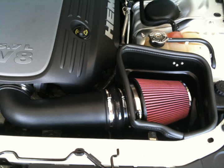 2008-10 Dodge Challenger HEMI Cold Air Intake
