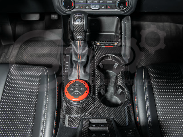 2021-UP FORD BRONCO CARBON FIBER GEAR SHIFT PANEL TRIM COVER