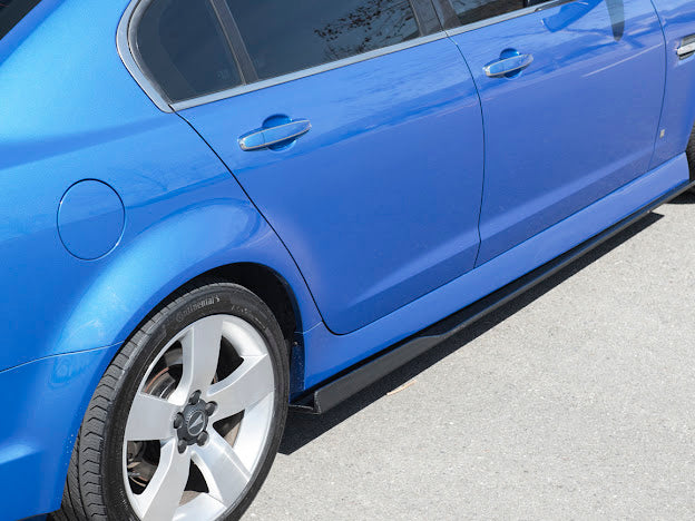 2008-09 PONTIAC G8 CARBON FIBER FRONT SPLITTER & SIDE SKIRTS GROUND EFFECTS