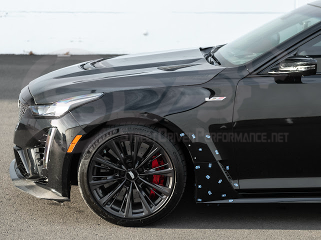 2020-Up Cadillac CT5 / CT5-V / CT5-V Blackwing | Blackwing Style CARBON FIBER Front Vented Hood