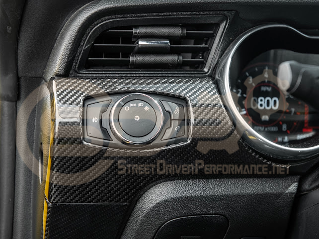2015-2023 FORD MUSTANG S550 | CARBON FIBER DASHBOARD PANEL TRIM COVER