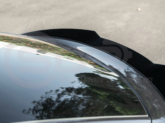 2025-UP TESLA MODEL Y | SDP TRACK STYLE GLOSS BLACK REAR TRUNK WING SPOILER