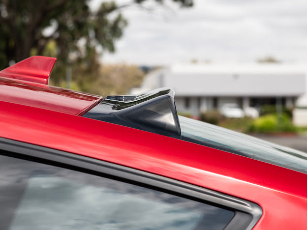 2024-UP FORD MUSTANG S650 | REAR ROOF WINDOW VISOR