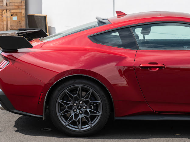 2024-UP FORD MUSTANG S650 | REAR ROOF WINDOW VISOR