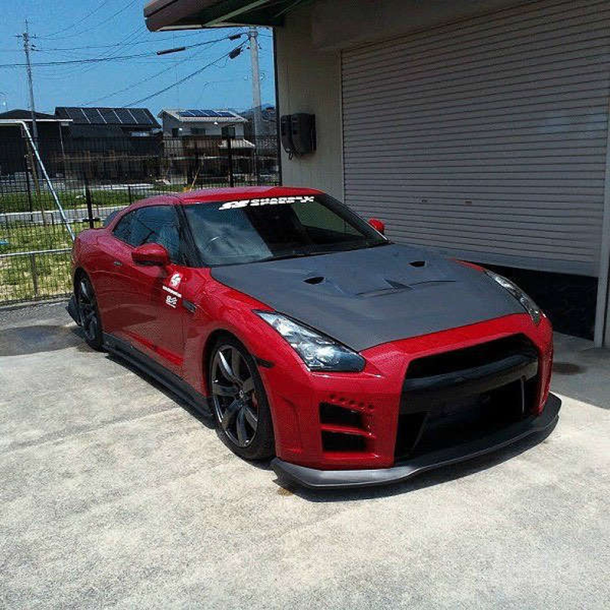 Charge Speed 2012-2016 Nissan GTR All R35 Chuki FRP Complete Kit with Front Bumper (White Gel) with LED & Black FRP Lip with Under Diffuser & Black FRP Side Skirts & Black FRP Chuki Rear Skirt
