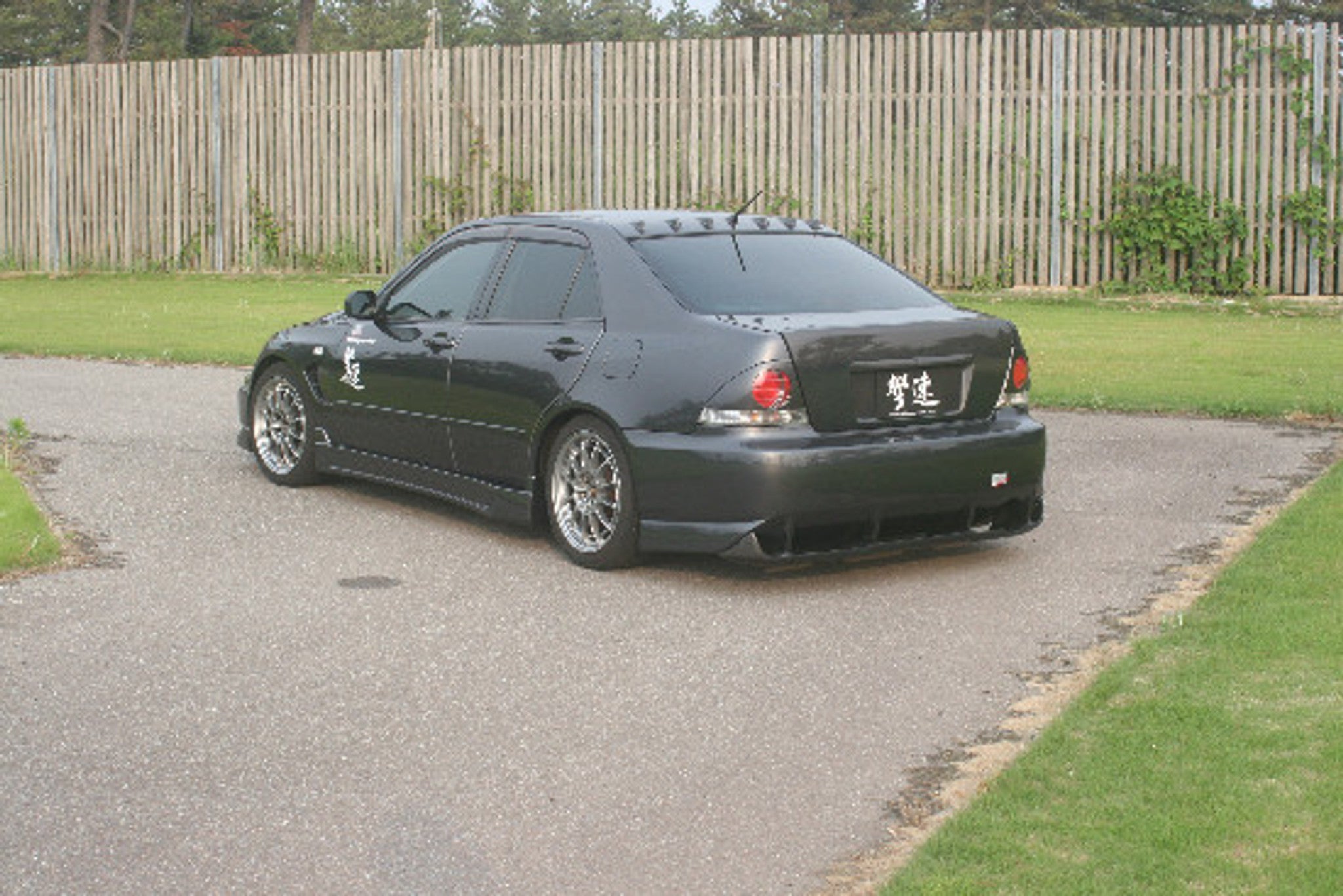 Charge Speed 2000-2005 Lexus IS-300 Carbon Under Diffuser For Rear Bumper