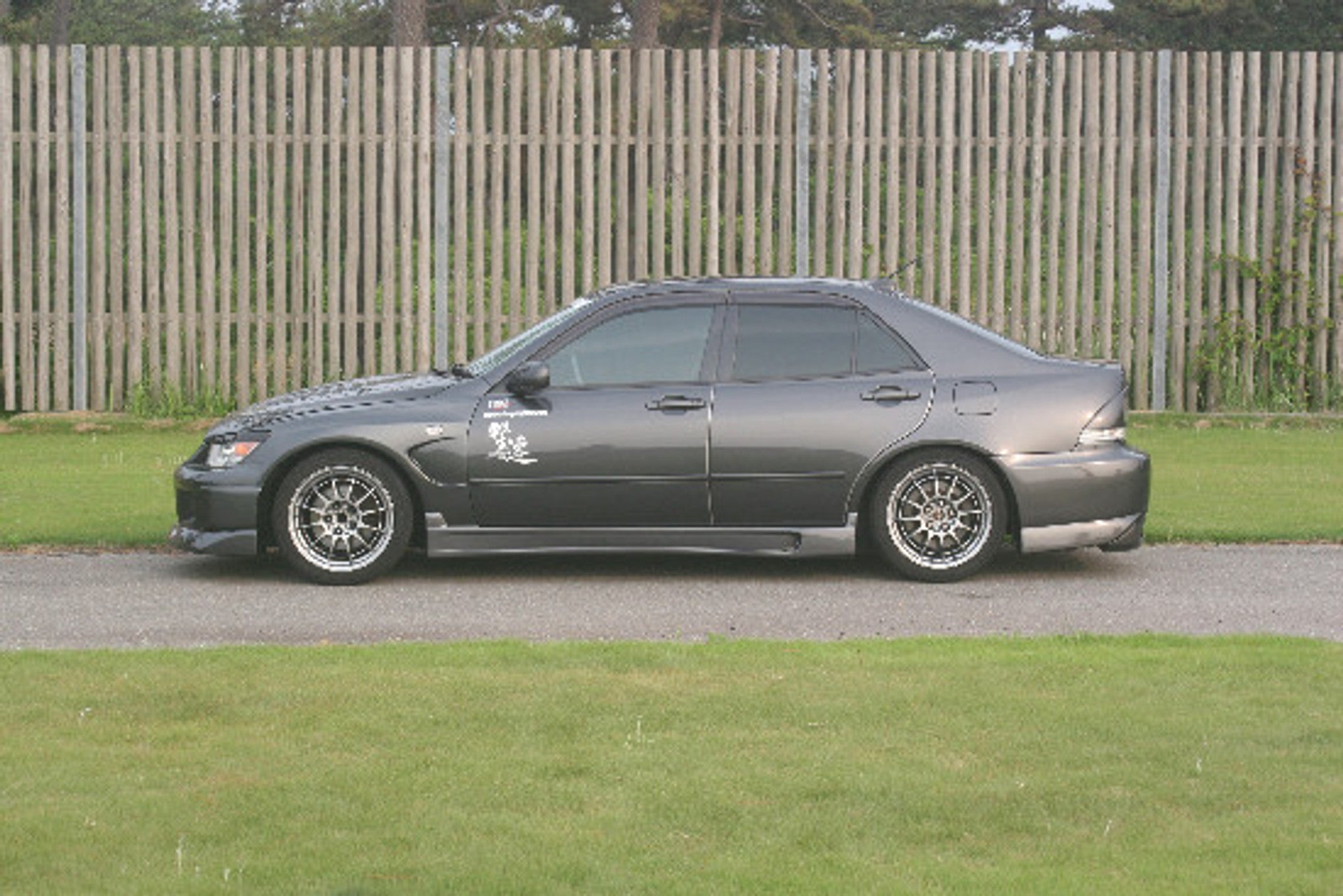 Charge Speed 2000-2005 Lexus IS-300 Type-2 Side Skirts