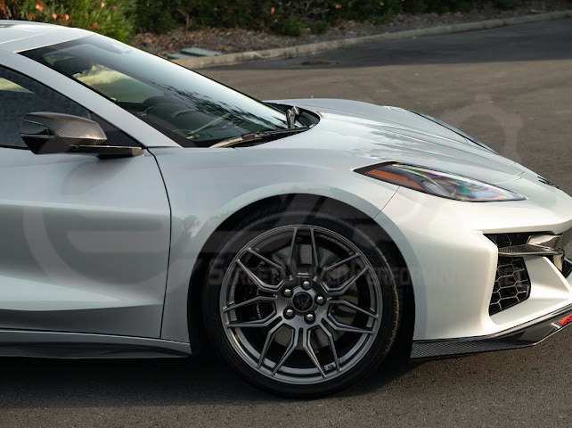 2023+ CHEVROLET CORVETTE C8 Z06 | CARBON FIBER FRONT BUMPER GRILLE INSERT PAIR