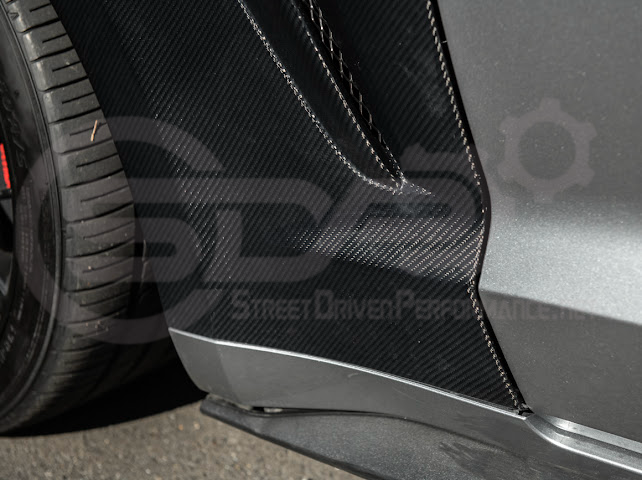 2018-2023 FORD MUSTANG S550 | GTD STYLE FRONT SIDE VENTED FENDERS (CARBON FIBER OR PRIMED BLACK)