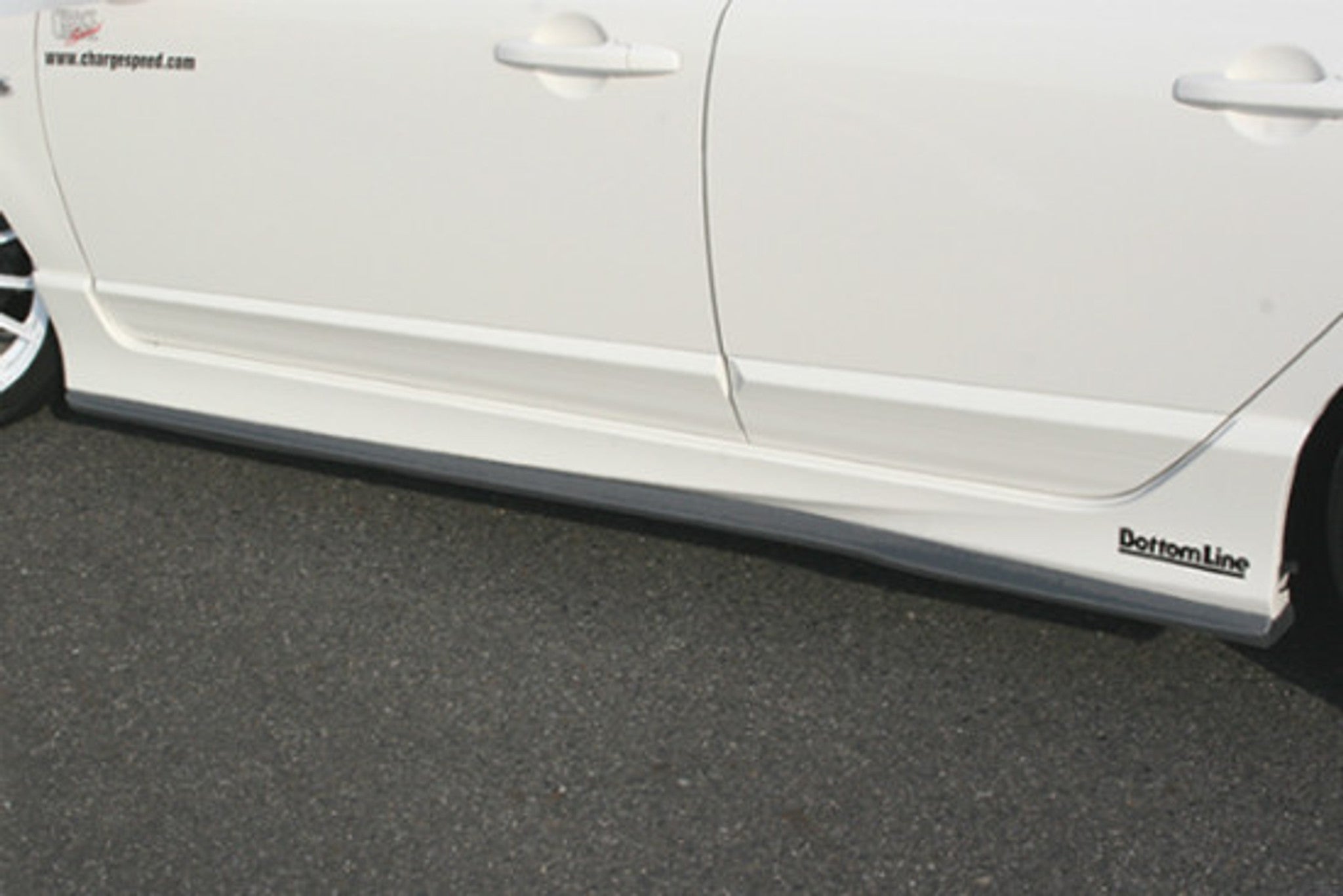 Charge Speed 2006-2010 Honda Civic FD2 Sedan JDM/ 2006-2010 Acura CSX Bottom Line Carbon Side Skirts
