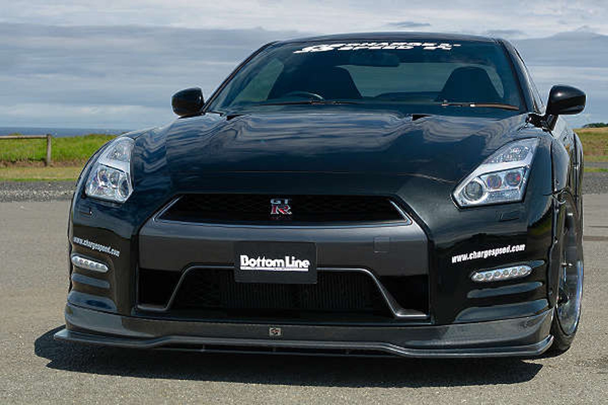 Charge Speed 2012-2016 Nissan GTR R35 Chuki Model Bottom Line Carbon Front Lip