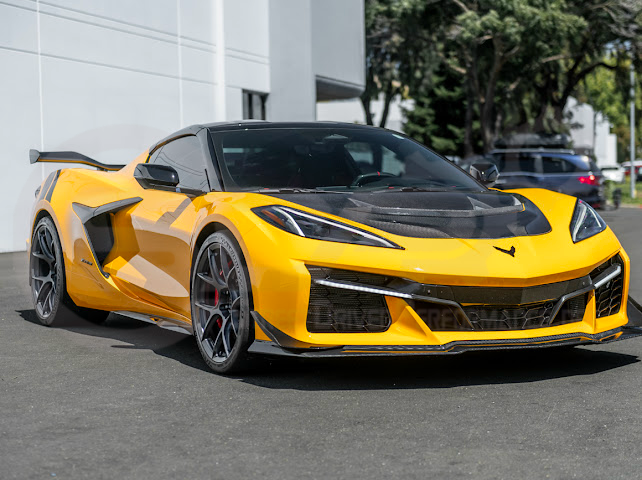 2020+ Corvette C8 | ZR1 Style Replica CARBON FIBER Front Hood