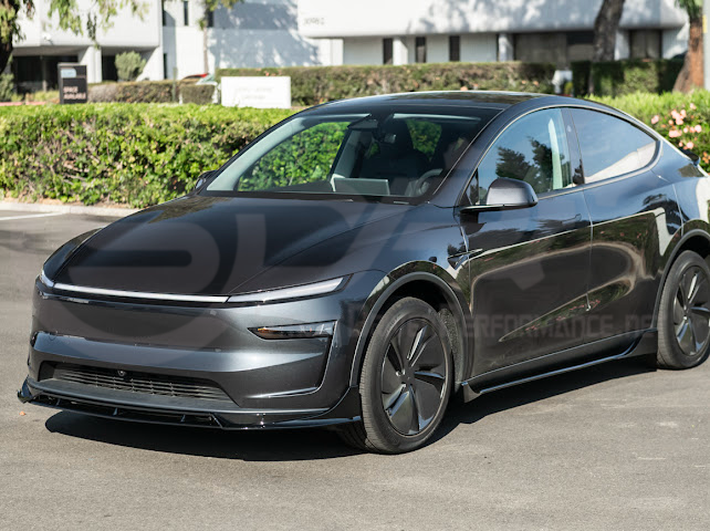 2025-UP TESLA MODEL Y | SDP TRACK STYLE GLOSS BLACK 4 PIECE FRONT LIP SPLITTER GROUND EFFECTS