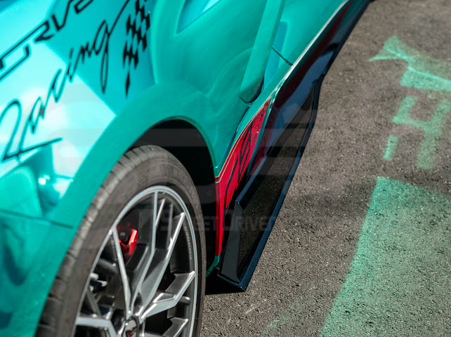 2020-UP CORVETTE C8 STINGRAY & Z51 | 5VM STYLE 2PCS GLOSSY BLACK SIDE SKIRTS ROCKER PANEL GROUND EFFECTS