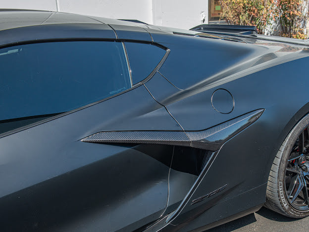 2023+ CORVETTE C8 E-RAY / Z06 | CARBON FIBER SIDE FENDER VENT DOOR TRIM REPLACEMENT PAIR