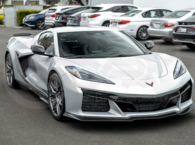 2023-UP CORVETTE C8 Z06 | Z07 STYLE EXTENDED ONE-PIECE FRONT LIP SPLITTER GROUND EFFECTS