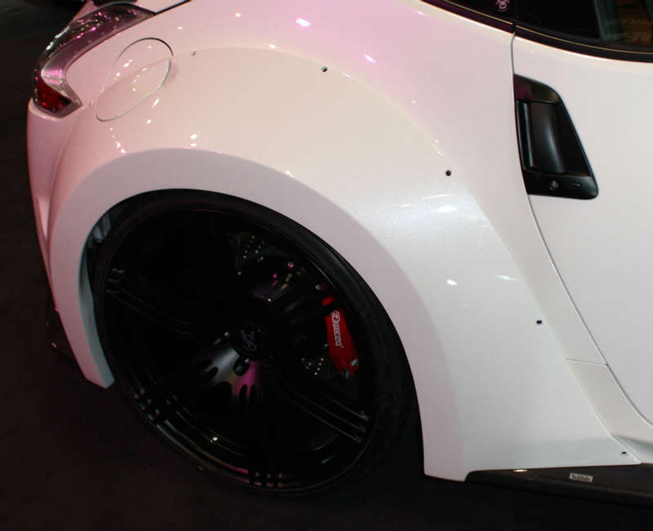 VeilSide 2009-2023 Nissan 370Z Ver. I Model FRP with CARBON Accents Complete Wide Body (Japanese FRP/ CFRP) 6 Pieces (Side Skirts Does Not Fit Nismo Model)