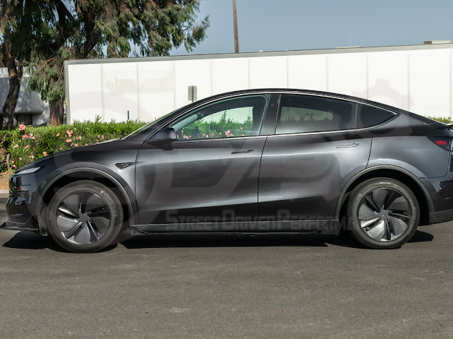 2025-UP TESLA MODEL Y | SDP TRACK STYLE SIDE SKIRTS ROCKER PANEL GROUND EFFECTS PAIR