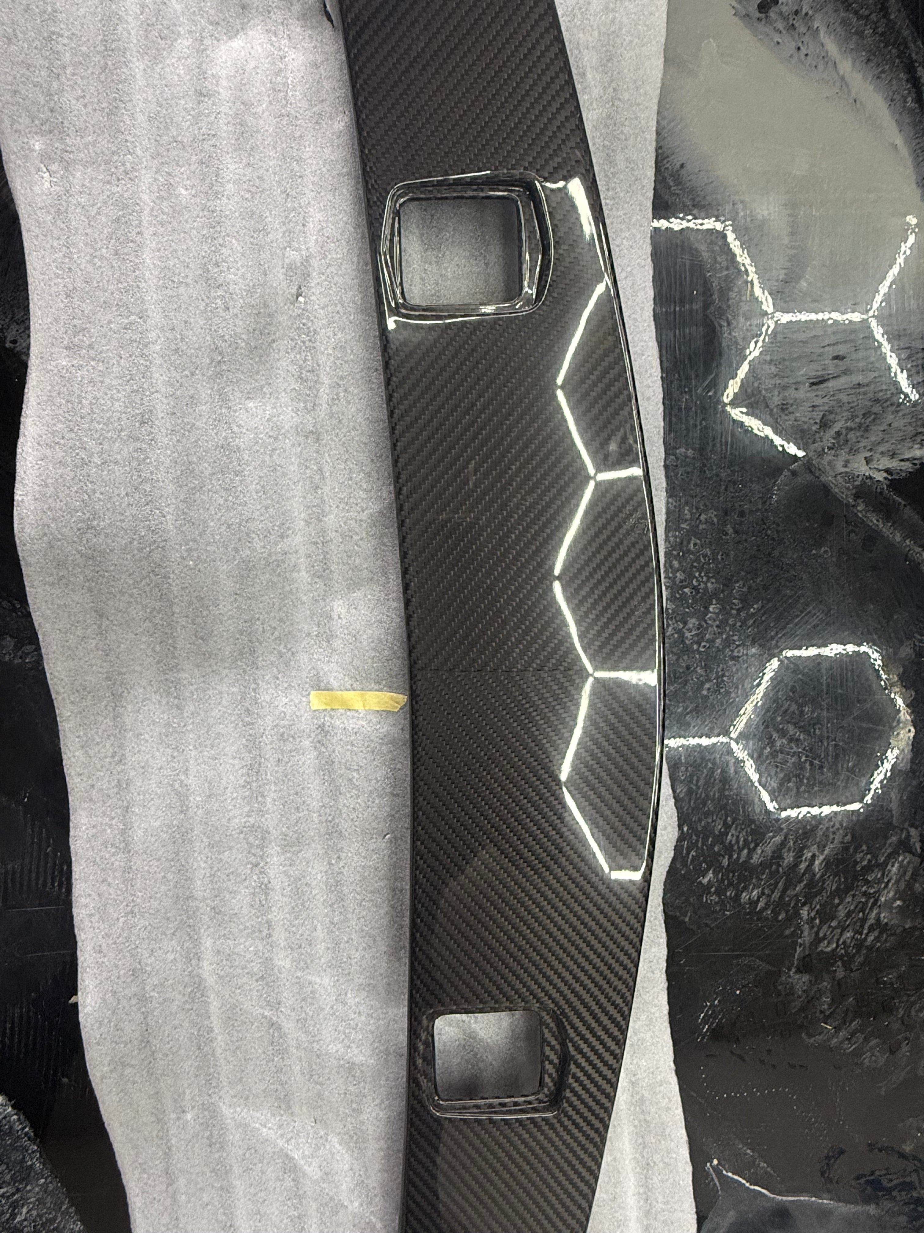 *USED- BLEMISHED* 2019 CHEVROLET CORVETTE C7 ZR1 CARBON FIBER REAR LID BASE SPOILER WING