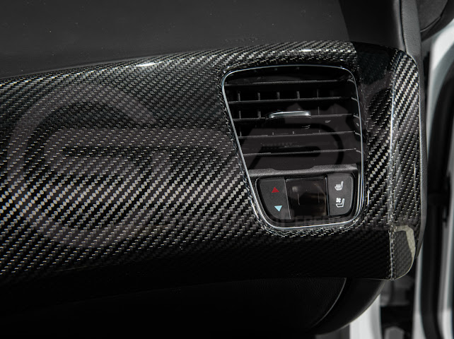 2014-2019 CHEVROLET CORVETTE C7 | DRY CARBON FIBER PASSENGER SIDE DASHBOARD AIR DUCT VENT PANEL COVER