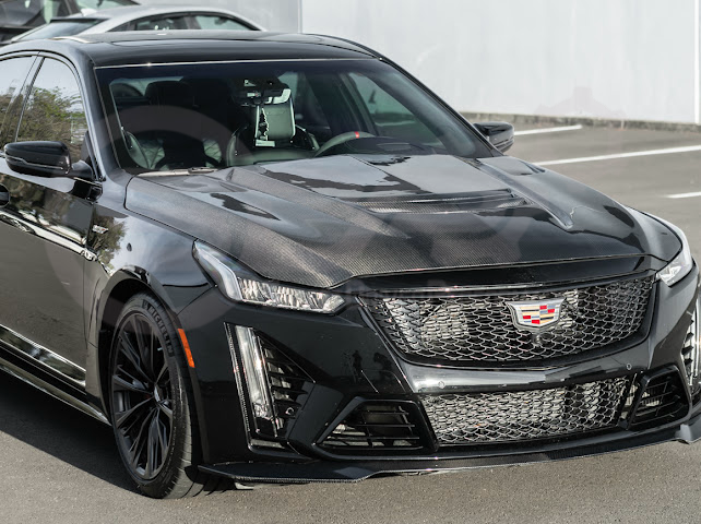 2020-Up Cadillac CT5 / CT5-V / CT5-V Blackwing | Blackwing Style CARBON FIBER Front Vented Hood