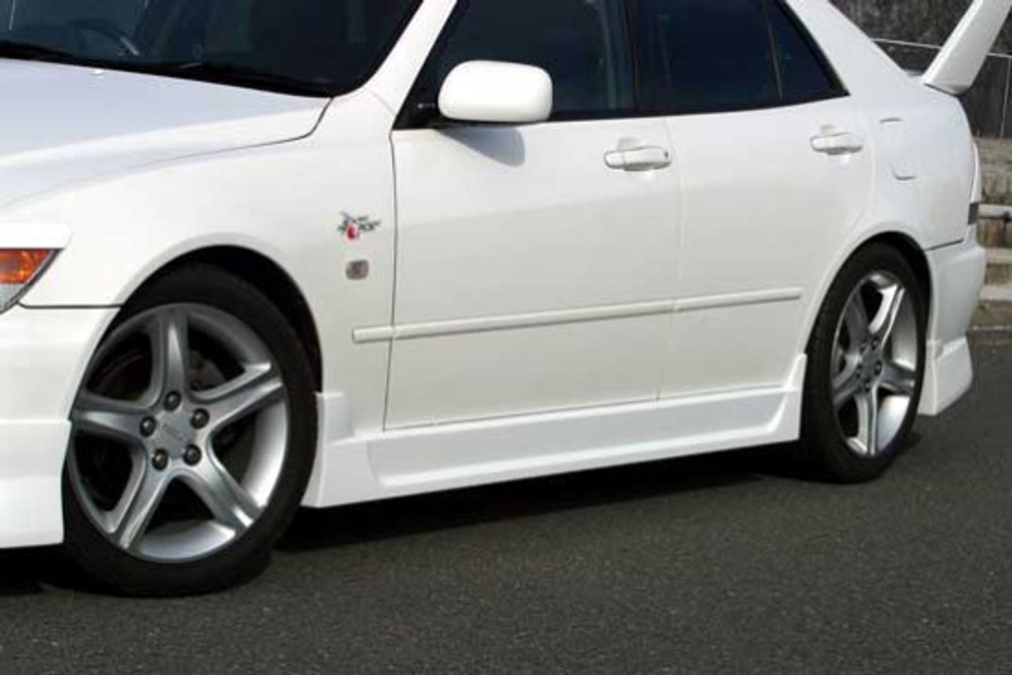 Charge Speed 2000-2005 Lexus IS-300 JDM Spec Full Lip Kit