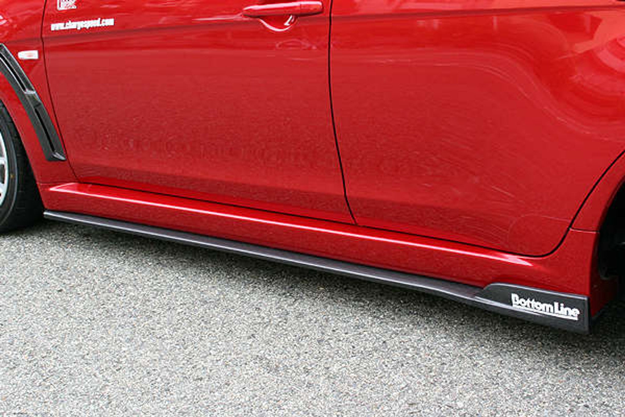 Charge Speed 2008-2010 Mitsubishi Lancer Evo X Bottom Line Type-2 Side Skirts FRP