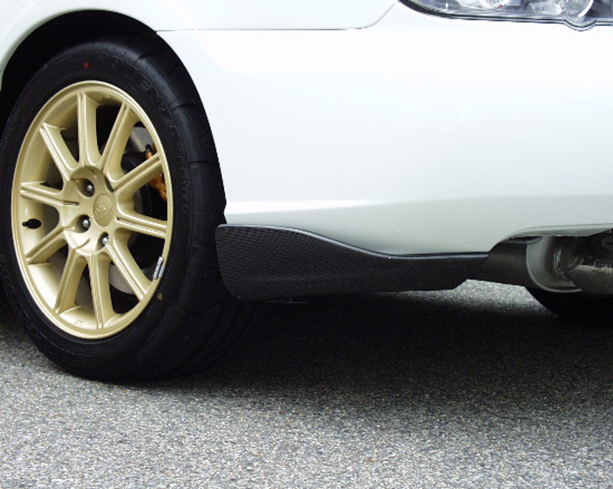 Charge Speed 2004-2005 Subaru Impreza GD-B Peanut Eye Latter Model BottomLine Type-1 FRP Full Lip Kit