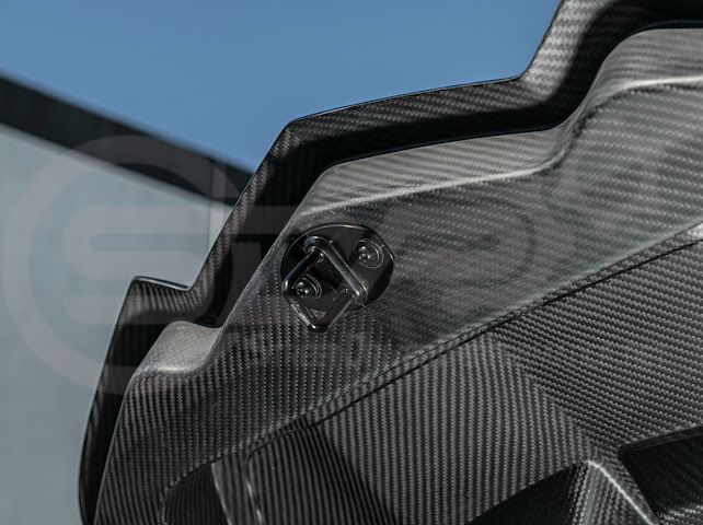 2020-PRESENT CHEVROLET CORVETTE C8 | SDP PERFORMANCE TRACK STYLE DOUBLE SIDED DRY CARBON FIBER FRONT HOOD