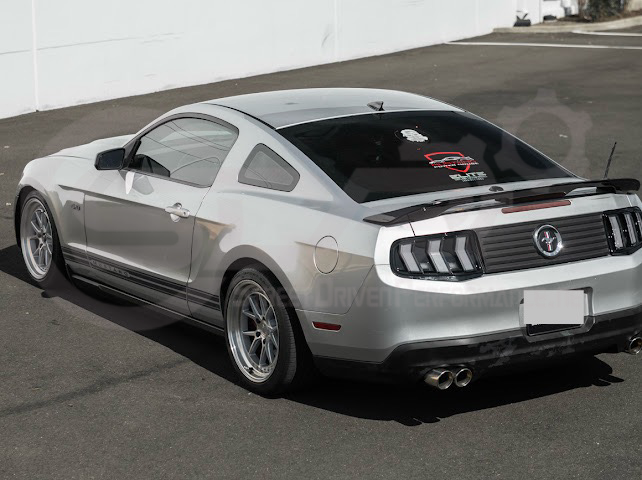 2010-2014 Ford Mustang S550 | GT500 Style GLOSSY BLACK Rear Trunk Lid Wing Spoiler