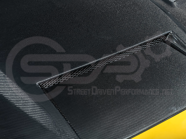 2015-2017 FORD MUSTANG S550 | TERMINATOR STYLE CARBON FIBER FRONT AIR VENTED HOOD