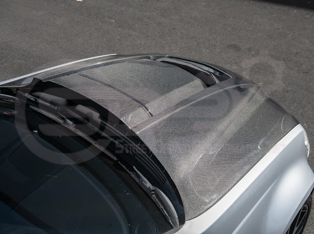 2008-2009 PONTIAC G8 CARBON FIBER ZR1 STYLE FRONT VENTED COWL HOOD