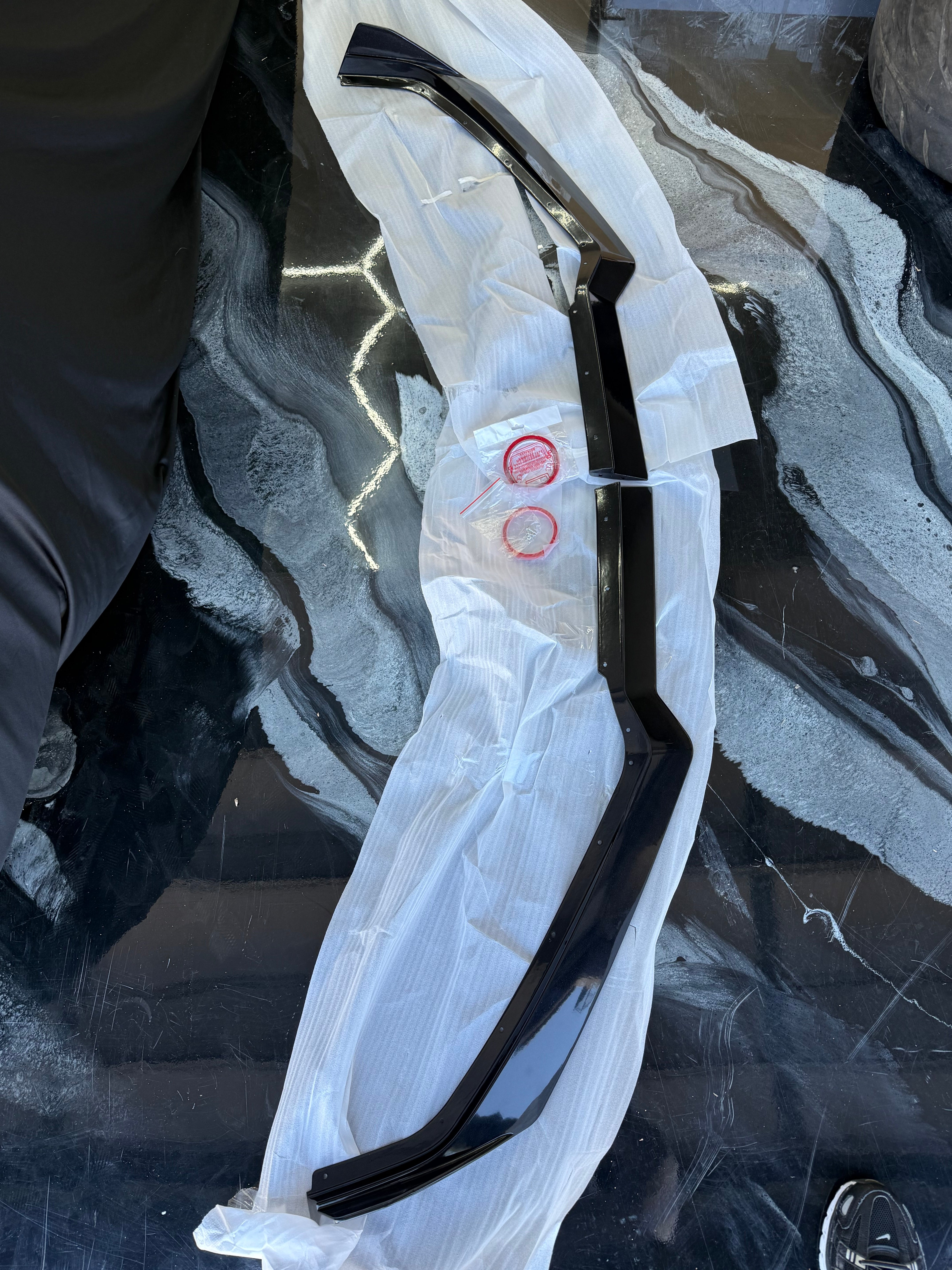 *OPEN BOX-DISCOUNTED* 2020+ C8 Corvette Stingray & Z51 |"5VM Style" CARBON FLASH 2-Piece Splitter / Lip Ground Effects