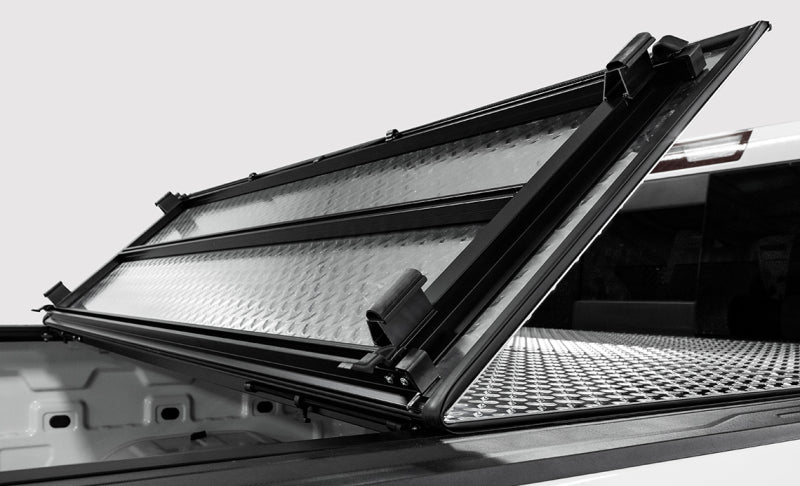 Access LOMAX 2024+ Ford Ranger 5Ft Box Folding Hard Tonneau Cover - Black Diamond Mist