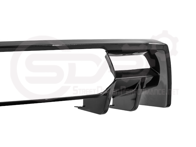 2023-UP CORVETTE C8 Z06 | GLOSSY BLACK REAR BUMPER FINNED DIFFUSER