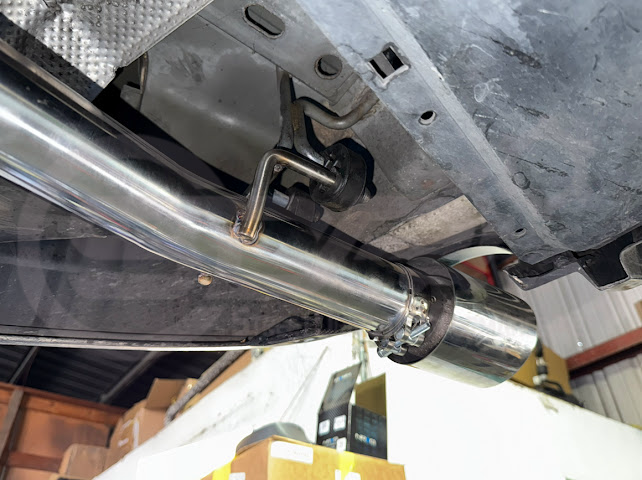 2005-2006 PONTIAC GTO | T-304 STRAIGHT-THROUGH CAT-BACK EXHAUST W/ 4" TIPS