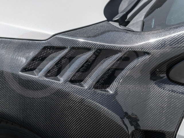 2015-2021 SUBARU WRX / STI | JDM STYLE CARBON FIBER SIDE VENTED FENDERS (PAIR)