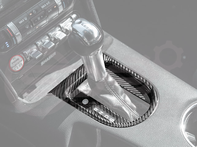 2015-2023 FORD MUSTANG S550 | CARBON FIBER CENTER GEAR SHIFT PANEL TRIM COVER