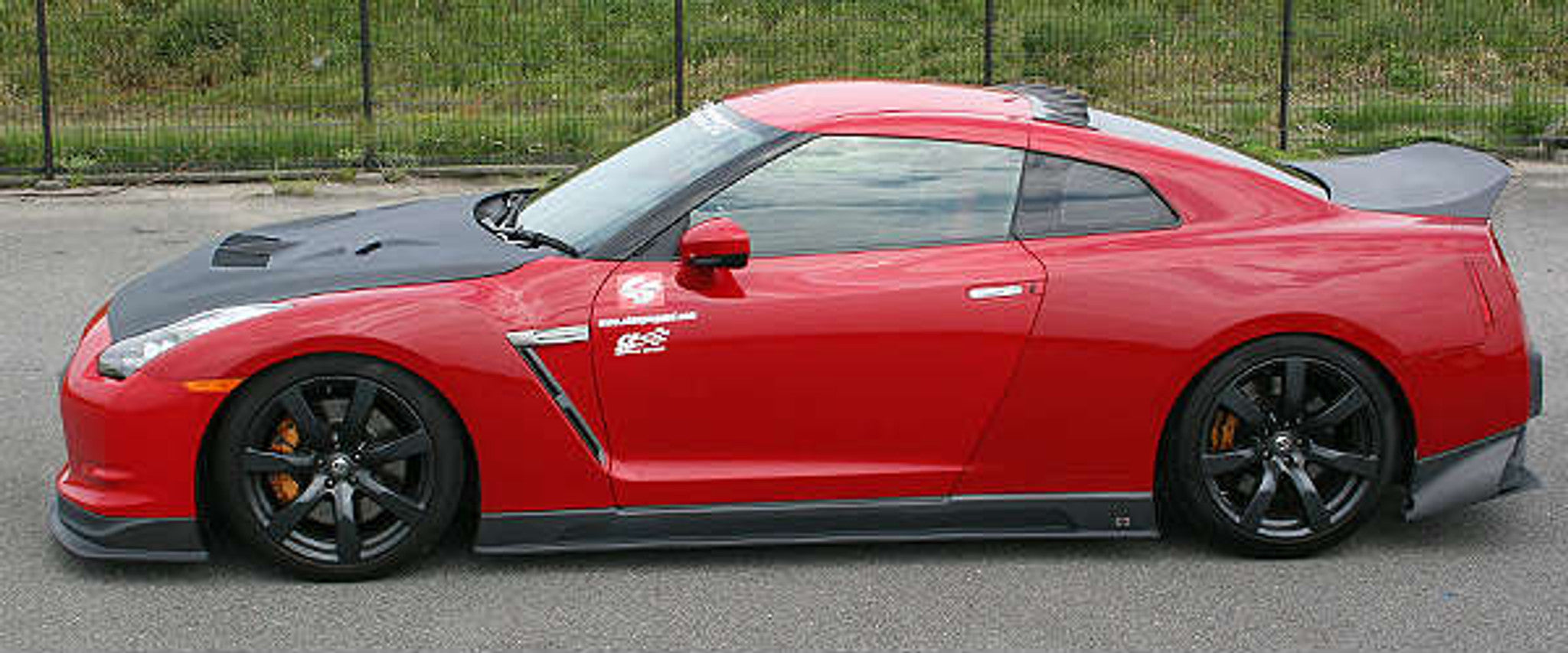 Charge Speed 2007-2024 Nissan All GTR R35 Bottom Line Side Skirts Carbon