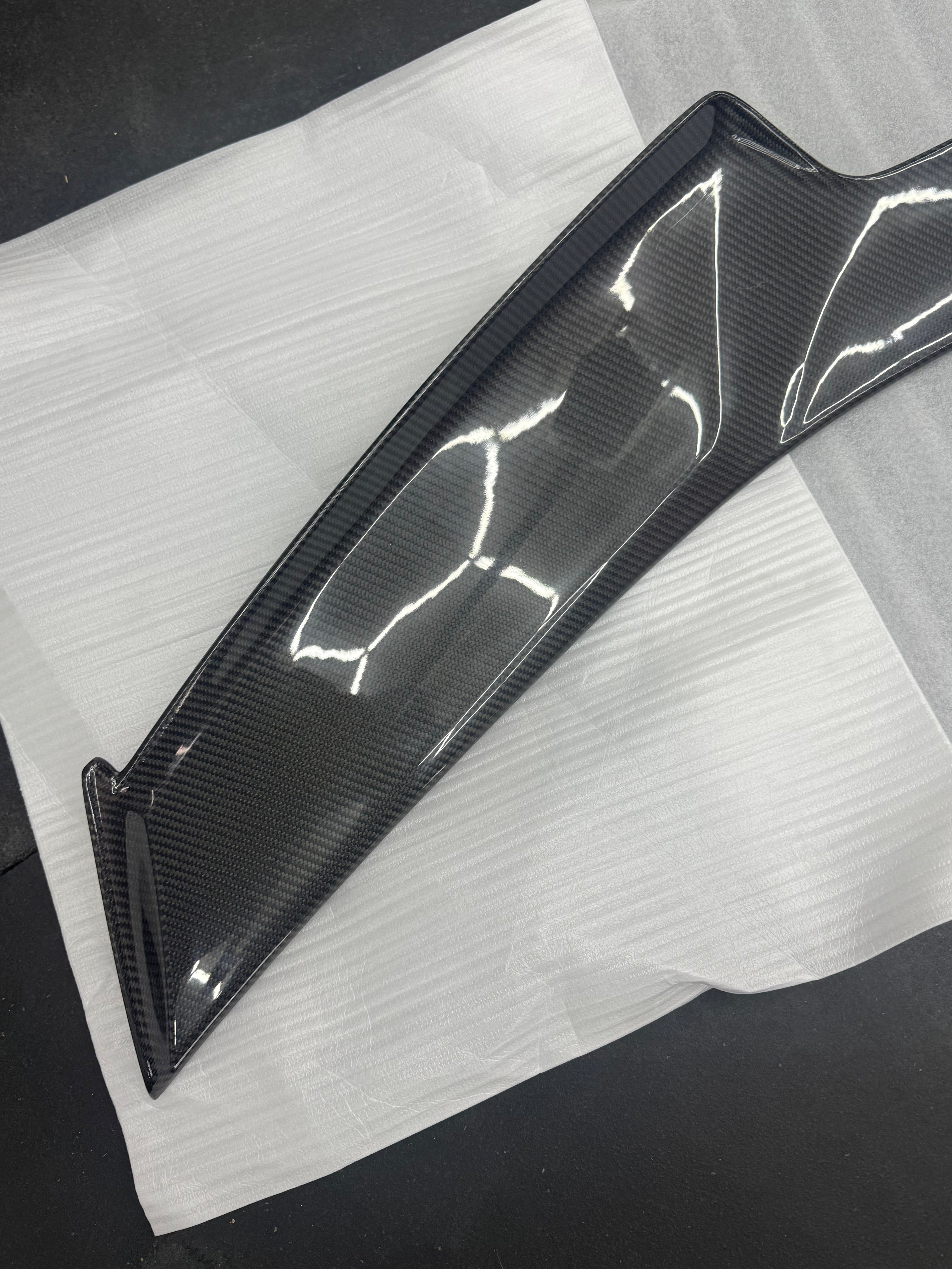 *IMPERFECTION / DISCOUNTED* 2023+ CORVETTE C8 Z06 & E-RAY | CARBON FIBER REAR TRUNK DUCKTAIL WING SPOILER