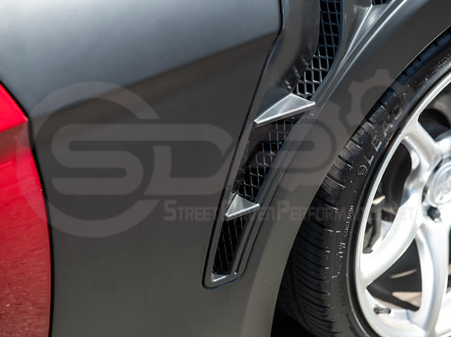 2015-2017 MUSTANG | GT500 KR STYLE FRONT VENTED FENDERS
