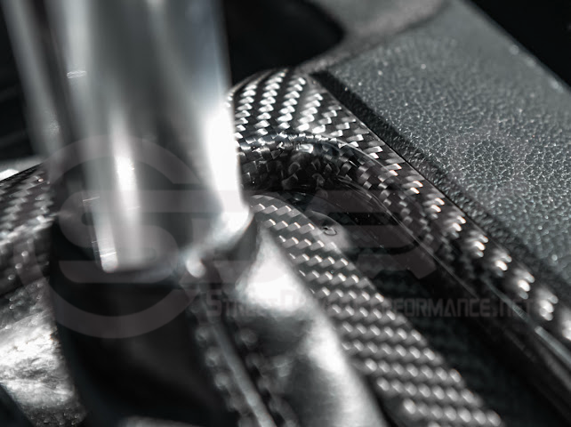 2015-2023 FORD MUSTANG S550 | CARBON FIBER CENTER GEAR SHIFT PANEL TRIM COVER